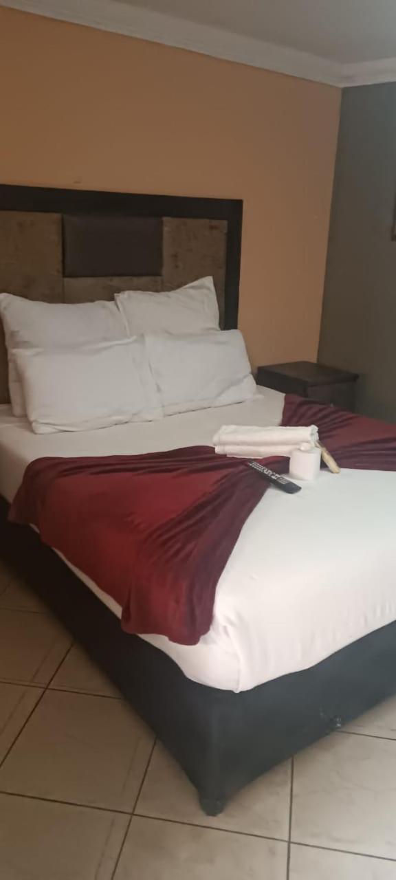 Garden Point Hotel Johannesburg Ngoại thất bức ảnh